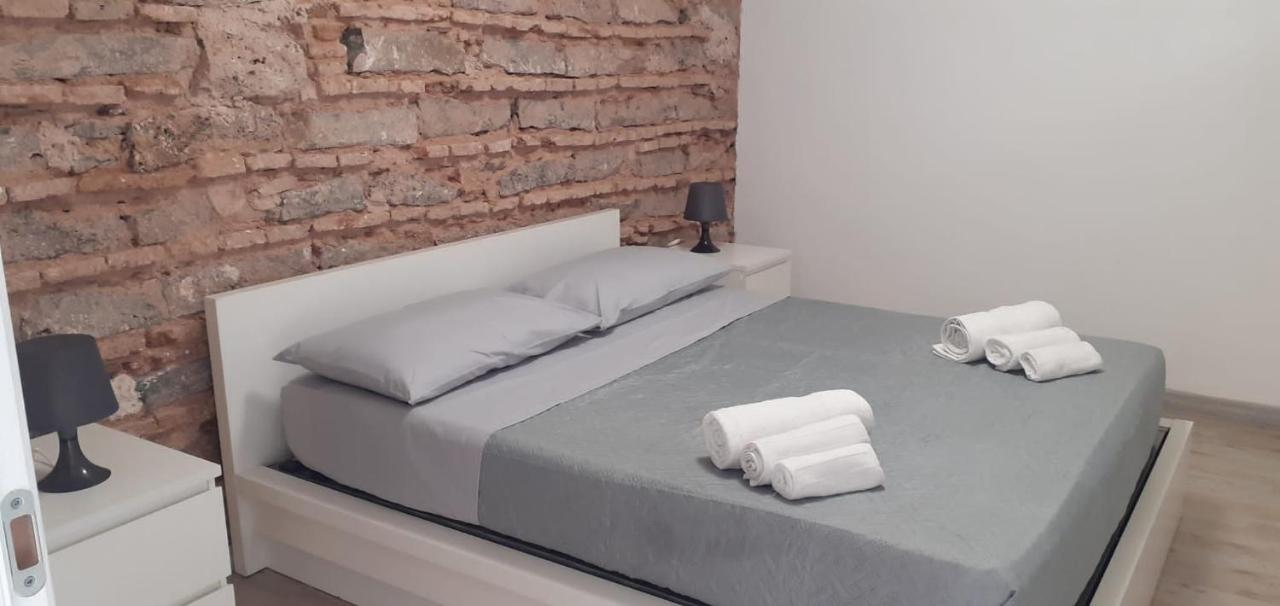 Loft Home Sweet Home คาตาเนีย ภายนอก รูปภาพ